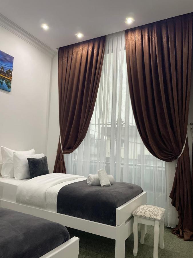 Hotel Palace 벨리카 클라두사 외부 사진