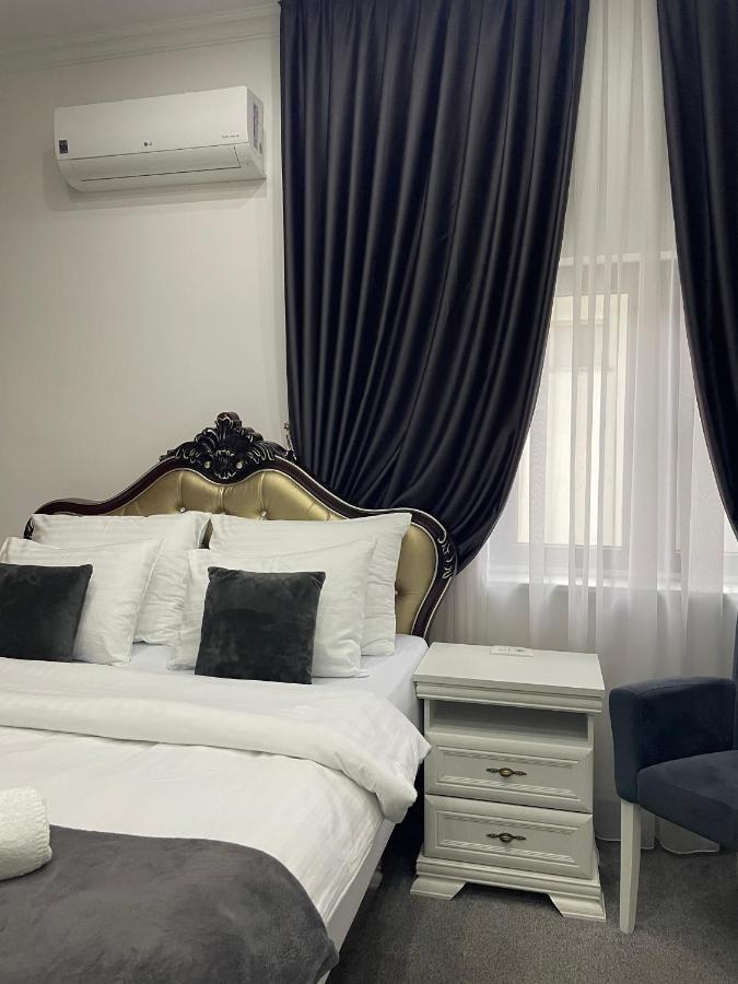 Hotel Palace 벨리카 클라두사 외부 사진