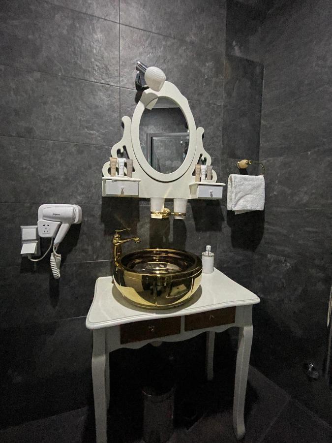 Hotel Palace 벨리카 클라두사 외부 사진